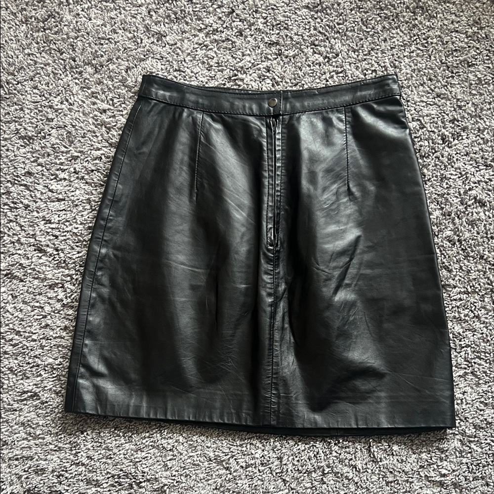 Berman’s leather skirt size 10 (8?) - Picture 2 of 8